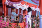 Kenakan Pakaian Adat Bugis, Wako Ajak Masyarakat Rawat Persatuan di HUT ke-81 RI