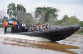 Pantau Arus Balik Lebaran, Kapolda Riau Patroli di Sungai Siak