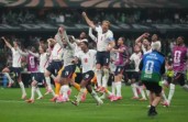 Inggris vs Meksiko: Three Lions Menang Dramatis 3-2 dengan 10 Pemain
