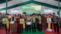 Cetak Rekor, UMRI Kukuhkan 11 Magister Perdana pada Wisuda ke-30