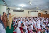 Tinjau MPLS, Wawako Ingatkan Sekolah Ciptakan Lingkungan Aman dan Bebas Perundungan