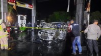 Polisi Selidiki Penyebab Kebakaran Mobil di SPBU Hangtuah