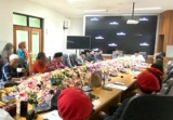Puluhan Anak Jadi Korban SPMB di SMPN 4 dan SMPN 6 Siak Hulu Kampar