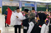 CJH Riau Kloter Pertama Berangkat ke Tanah Suci, Usia Termuda 18 Tahun dan Tertua 83 Tahun