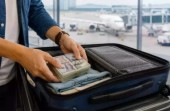 Bawa Uang Tunai di Bandara Ada Aturannya, Segini Batas Maksimalnya