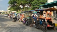Pengawasan Kendor, PKL Kembali Berjejer di Kawasan Mal SKA