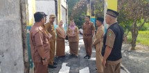 Plt Kadisdikbud Rohil Tinjau SDN 011 Bagan Sinembah Barat yang Terbakar