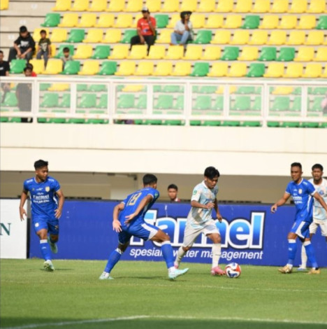 Kalah Telak 7-3 dari Adhyaksa FC, Ini Kata Aji Santoso
