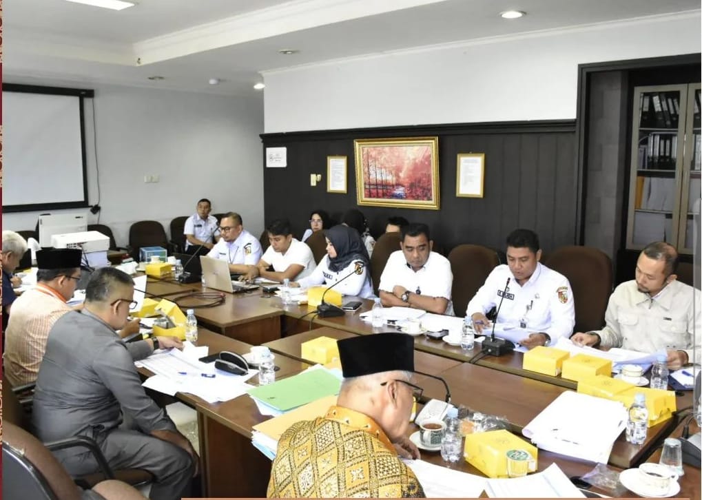 Bahas Anggaran Belanja 2023, Komisi I DPRD Hearing DPM-PTSP Pekanbaru