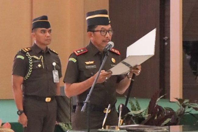 Kajati Riau Ingatkan Pejabat Baru Kejaksaan Tidak Berpihak dan Intervensi
