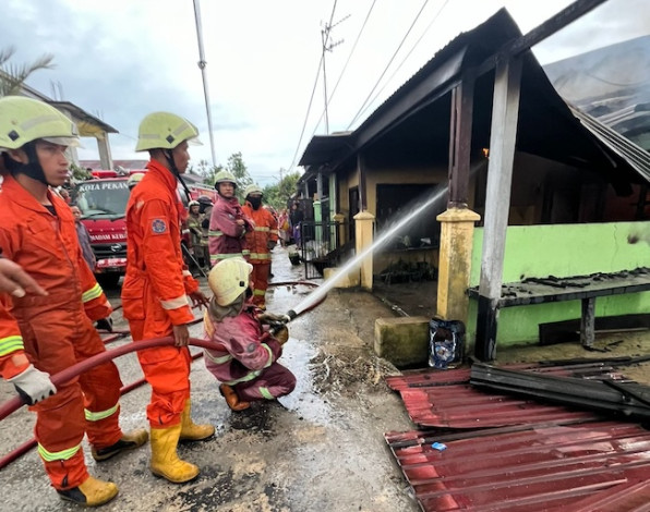 Kebakaran di Tangkerang Tengah Hanguskan Empat Rumah