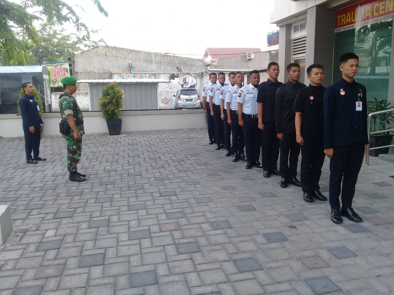 Babinsa Tanahdar Komsos & Pelatihan PBB Di RS Awal Bros