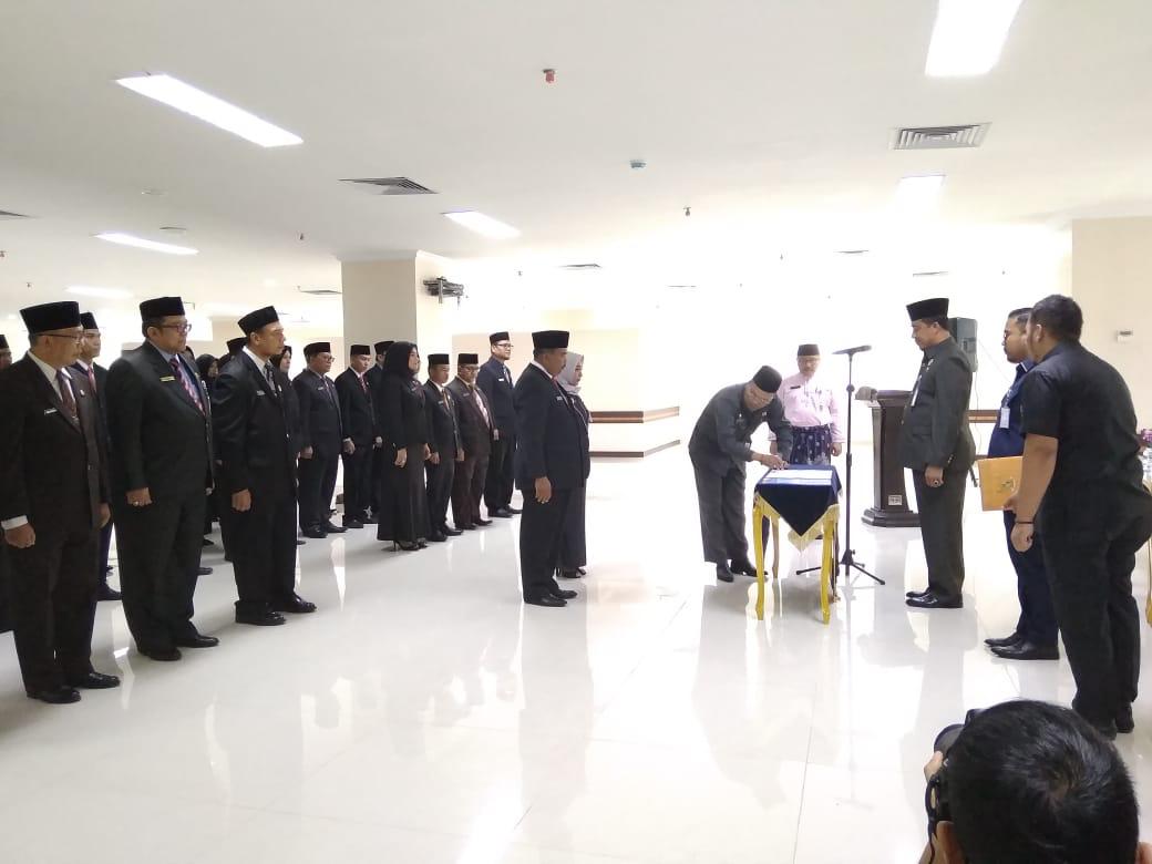Sekda Pekanbaru Pimpin Prosesi Pelantikan Pejabat Tinggi Pratama, Administrator, Pengawas dan Fungsional