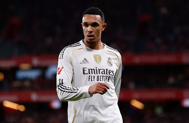 Alexander-Arnold Menyebrang ke Manchester United?