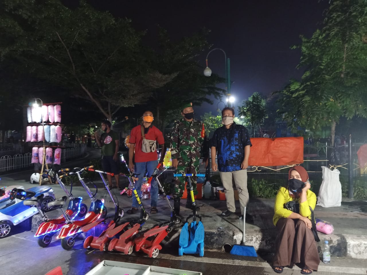 Babinsa Simpang Empat dan Penegakan Disiplin Prokes Covid-19