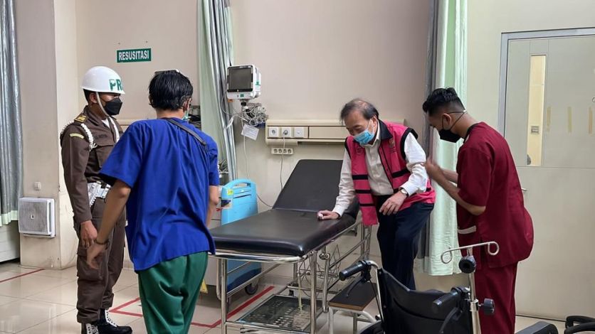 Hendak Diperiksa, Surya Darmadi Dilarikan ke Rumah Sakit