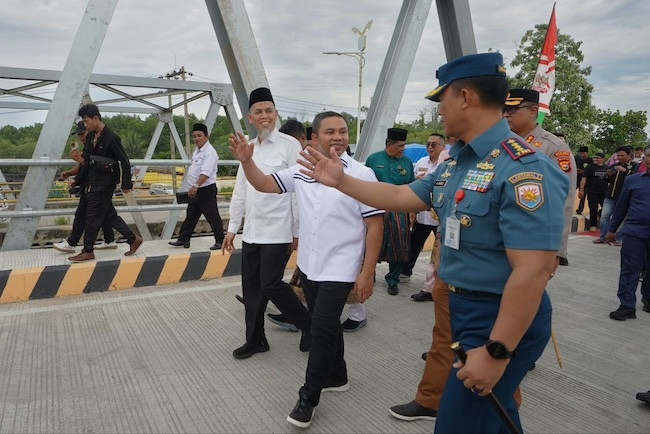 Gubri Janji Percepat Pembangunan Jalan Sinaboi-Dumai