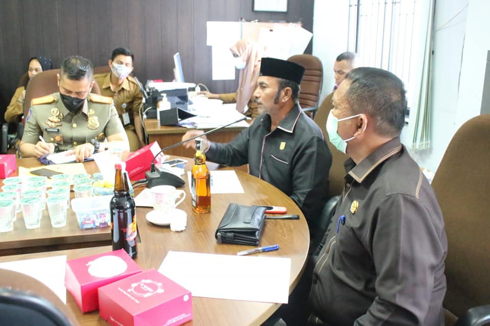 Komisi II DPRD Pekanbaru Hearing PT Henson Alfa Gros