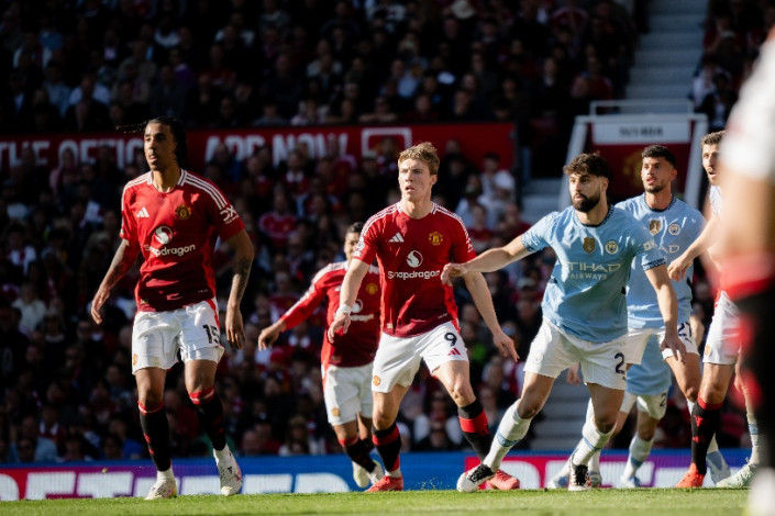 Derbi Manchester di Old Trafford Berakhir Imbang