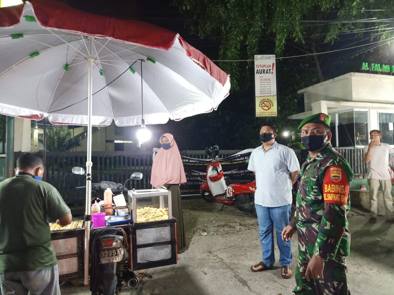 Pesan Babinsa : Jangankan  di Keramaian, di Rumah pun Harus Disiplin Protokol Kesehatan