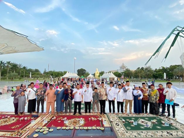 Resmi Dibuka, 30 Peserta Ramaikan Bazar Ramadan Masjid Raya Annur