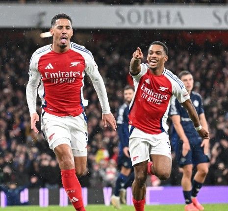 Hasil Liga Inggris: Arsenal Bungkam Manchester United 2-0