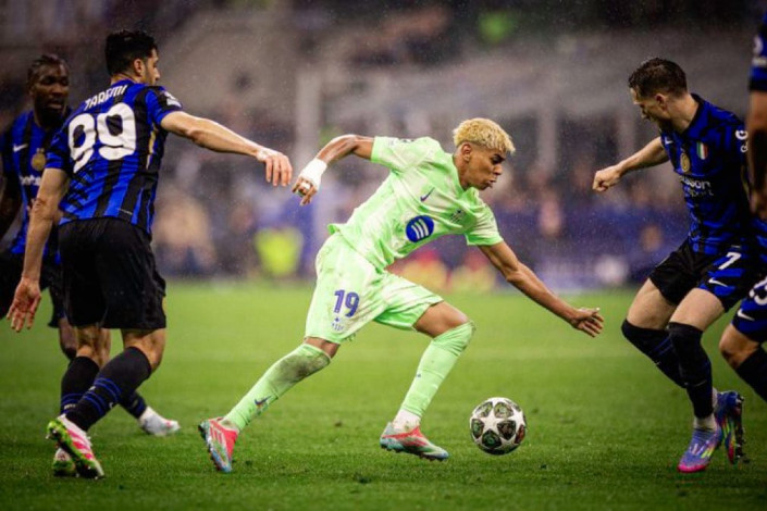 Inter Milan Gagalkan Treble Winners Barcelona