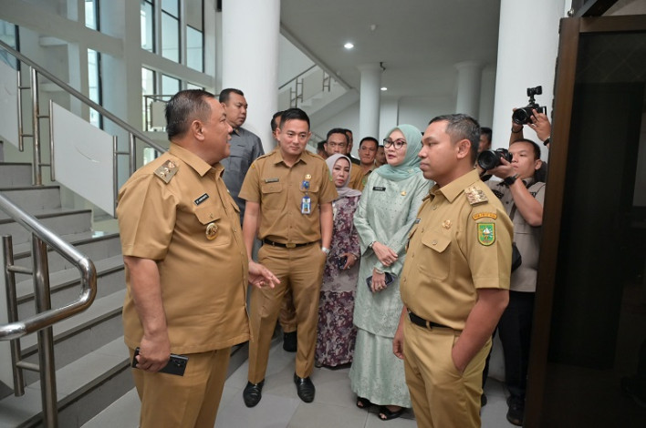 Gubernur dan Wagub Riau Soroti PAD Sektor Pajak di Bapenda Stagnan