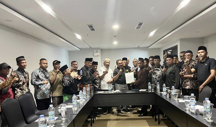 Para Pemangku Adat Batin Provinsi Riau Nyatakan Dukungan untuk Paslon Bermarwah