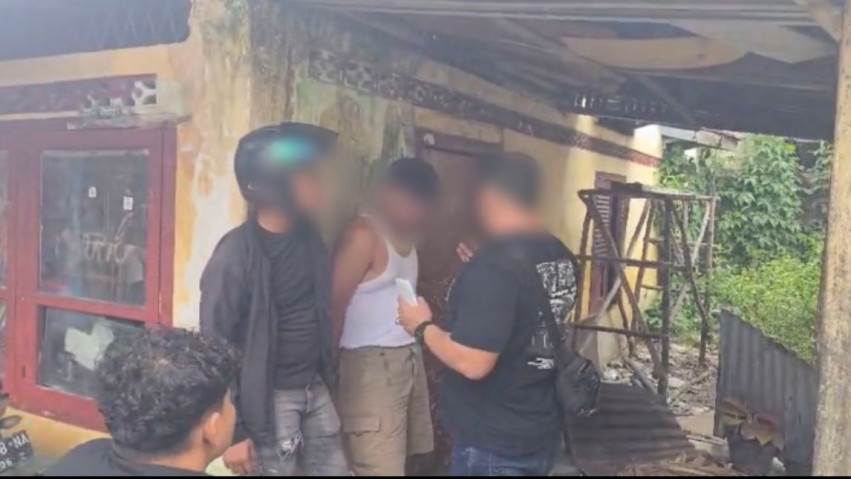 Empat Pengedar Sabu Dibekuk di Pangeran Hidayat, Polda Riau Buru Pemasok