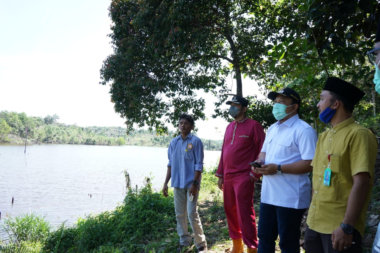 Wabup Siak Tinjau Danau Telago Batin Bungsu di Kecamatan Minas