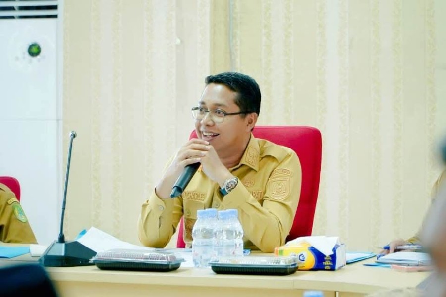 Wabup Rohil Marah Dengan Oknum Eks Sekretaris Kesbangpol. Ini Penyebabnya