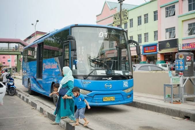 Tak Ada SPBU Mau Kerja Sama, Bus TMP Pekanbaru Belum Juga Beroperasi