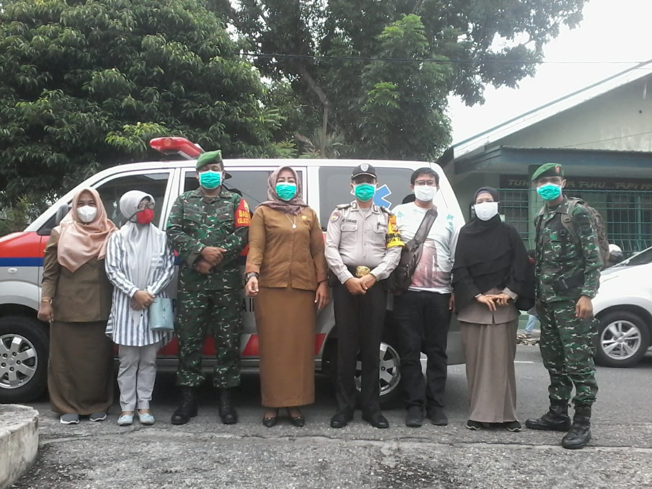 Antisipasi Covid-19, Babinsa -Bhabinkamtibmas -Lurah Kota Tinggi Komsos Dan Imbau Warga  Stay at Home
