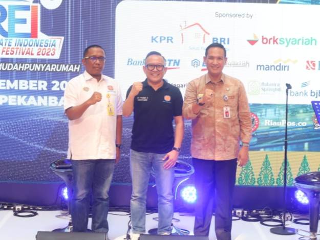 Kepala Bapenda Sampaikan Kemudahan Penggunaan Smart Tax Pekanbaru untuk Bayar Pajak