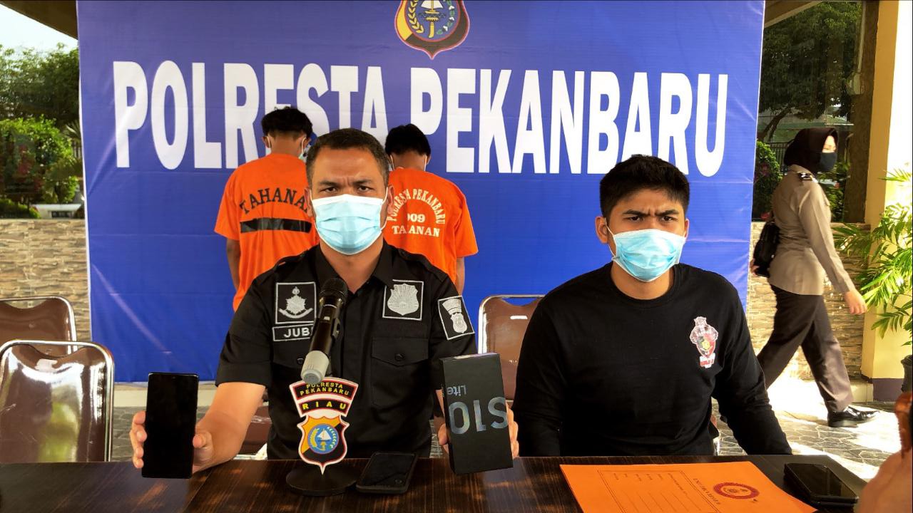 Woww, Kurang dari 3 Jam, Pelaku Jambret Viral Dimedsos Langsung Dibekuk Tim Opsnal Satreskrim Polresta Pekanbaru.