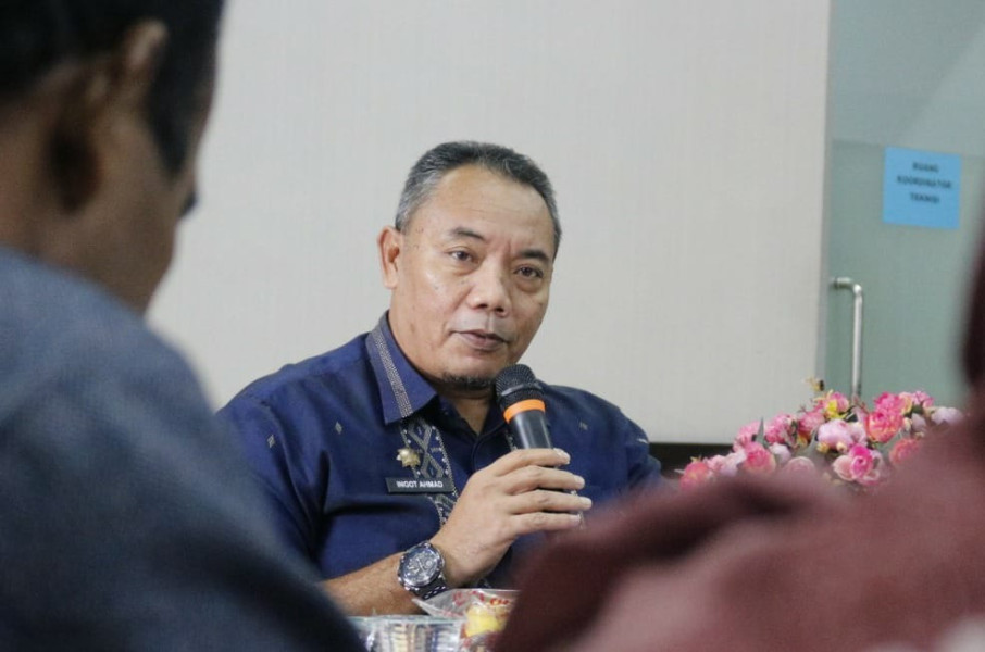Tingkatkan Kinerja, Plt DLHK Pekanbaru Gelar Rapat Evaluasi Bersama Jajaran Bidang PPL