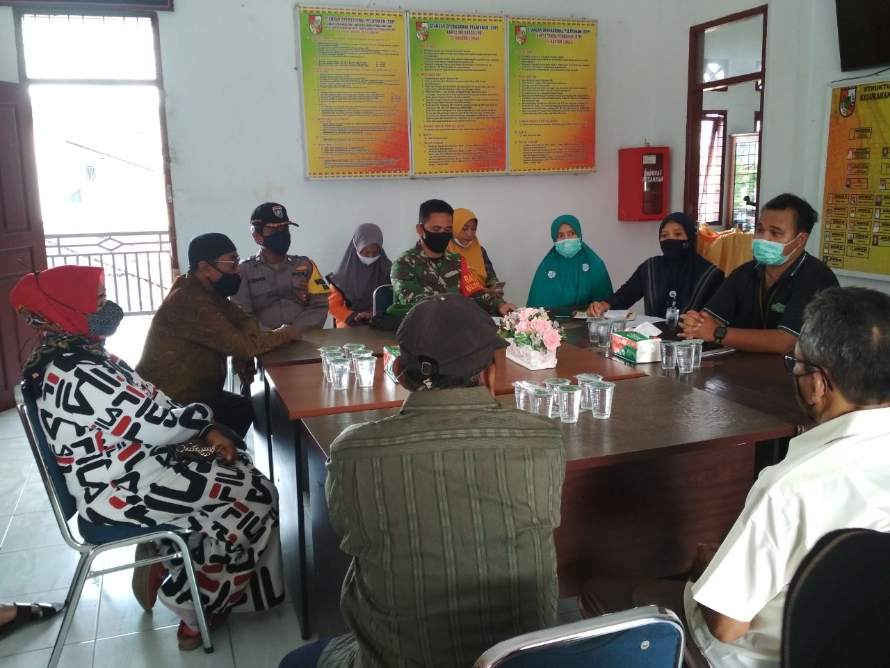 Babinsa Komsos ke Lurah dan Perangkat Kelurahan 