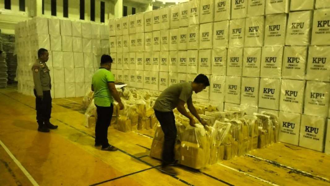 Kantor Camat di Rohil Banjir, Surat Suara Dipindah ke Gor
