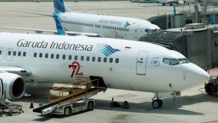 Garuda Turunkan Harga Tiket Rute Jakarta-Padang