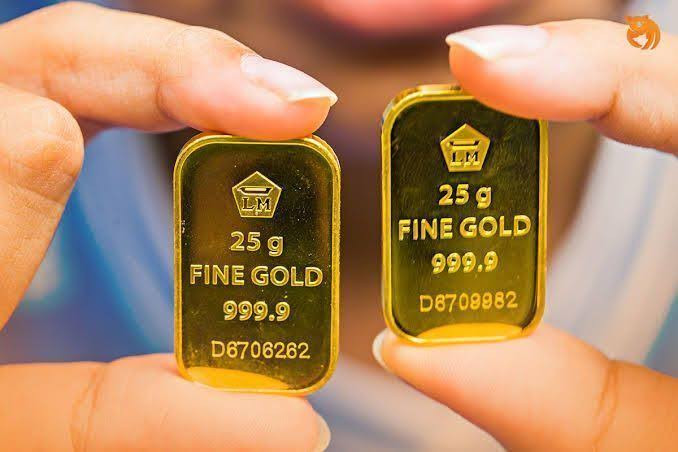 Hari Ini Harga Emas Antam Turun dari Rekor Tertinggi