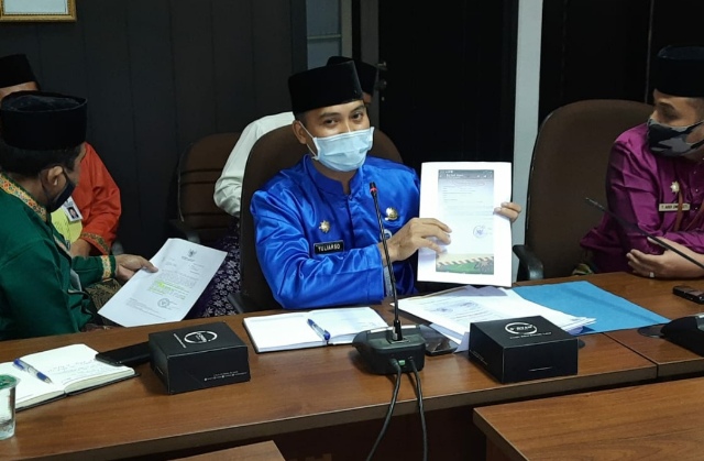 Dihadapan Ketua dan Anggota Komisi I DPRD Pekanbaru, Yuliarso: Surat yang Beredar Palsu dan Bodong