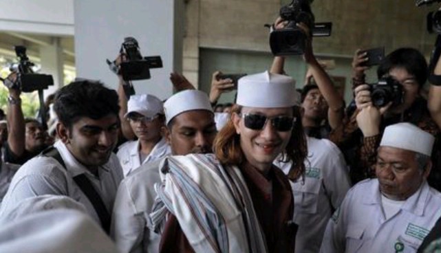Baru Bebas, Habib Bahar Bin Smith Kembali Dijemput Masuk Tahanan
