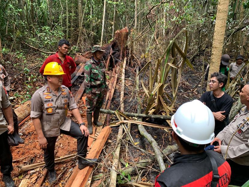 Kapolda Riau: Ayo Lawan Illegal Logging! Kayu Ditebang Dibakar
