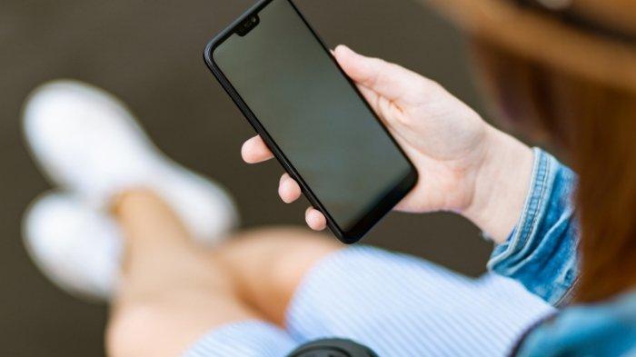 Jumlah Kasus Cedera Karena Handphone Meningkat Tajam
