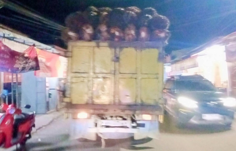 Parah! Truk ODOL Bebas Melintas Karena Dishub Rohil tak Punya Anggaran untuk Gelar Razia