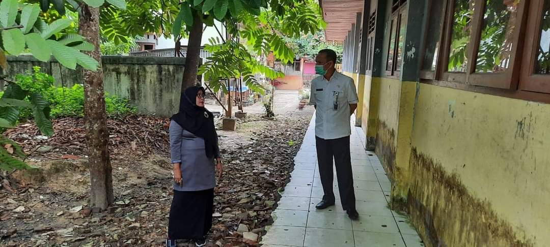 Plt Kadisdik Minta Kepsek SMPN 31 Pekanbaru Lakukan Inovasi