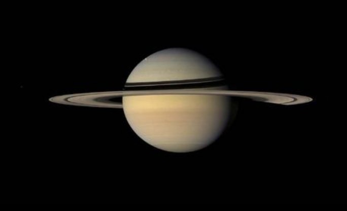Ternyata Saturnus PDKT ke Bumi Akhir Pekan lalu 