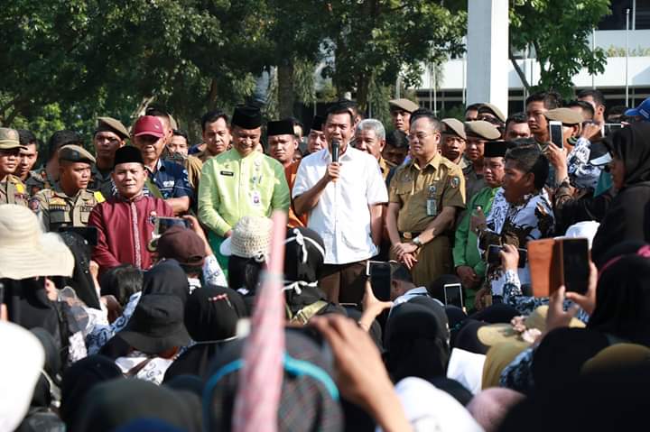 Firdaus Akan Fasilitasi Guru Sertifikasi ke Kementerian