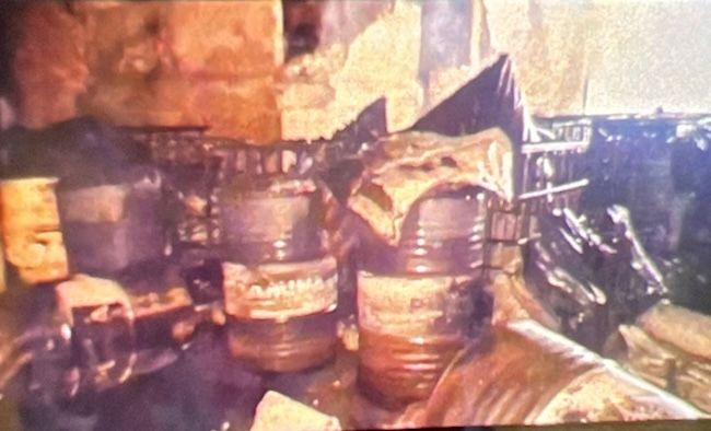 Diduga Tempat Penimbunan BBM, Sejumlah Drum Pertamina Ditemukan di Bekas Kebakaran Gudang Kayu